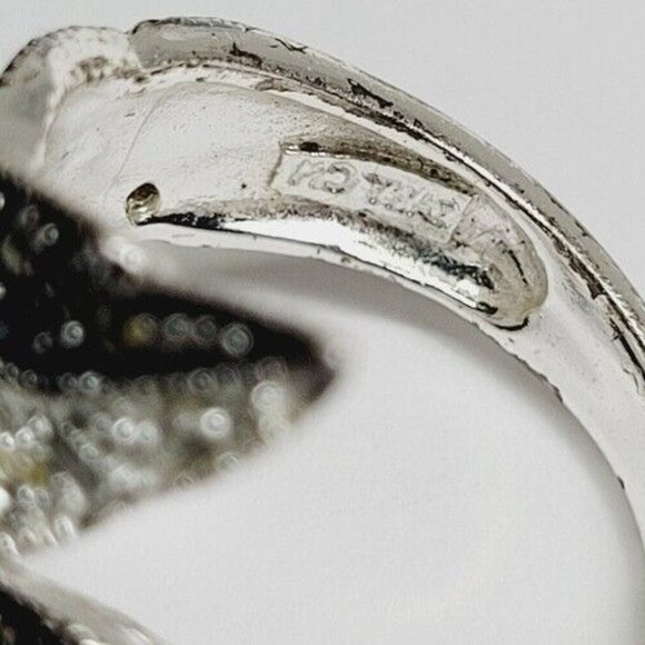 #101  Sterling & Marcasite Black and White Ring 2 leaves sitting opposite 8 - Picture 10 of 12